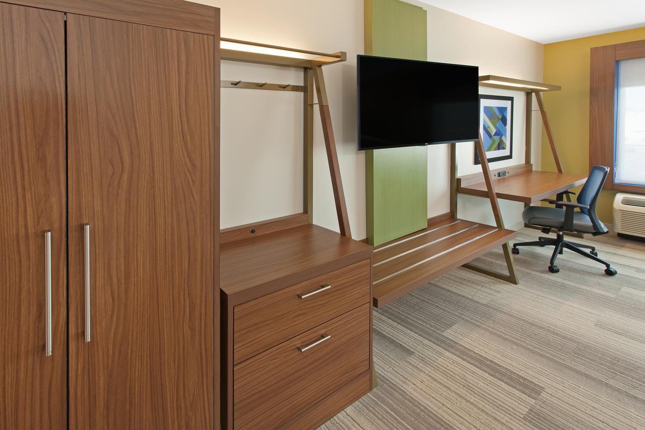 Holiday Inn Express & Suites - Sterling Heights-Detroit Area By Ihg Eksteriør bilde